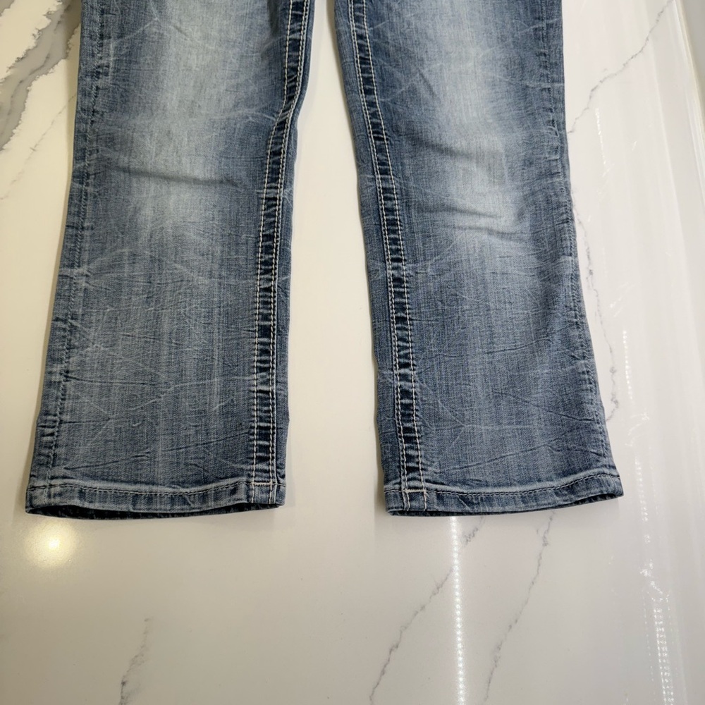 Miss Me, Womens Distressed Blue Cropped Jean Capri, 28 - Picture 11 of 13